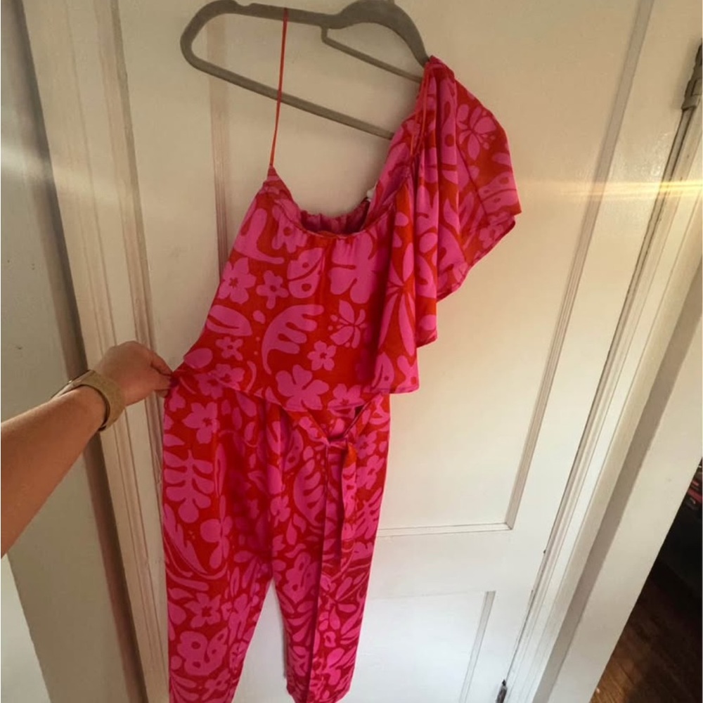Pink and Red One-Shoulder Floral Jumpsuit NWT size small (runs loose)